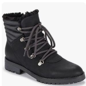 NWT Baretraps Dennison Women's Black Boots size 9 1/2
